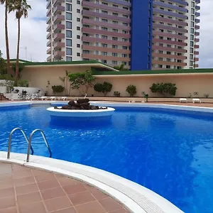 https://tenerife-beach-apartment-adeje.in-canary-islands.com